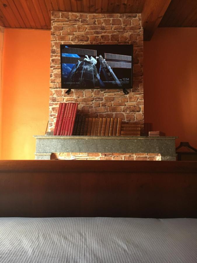 Bed and Breakfast Casa Du Bassin Кастельнодарі Екстер'єр фото